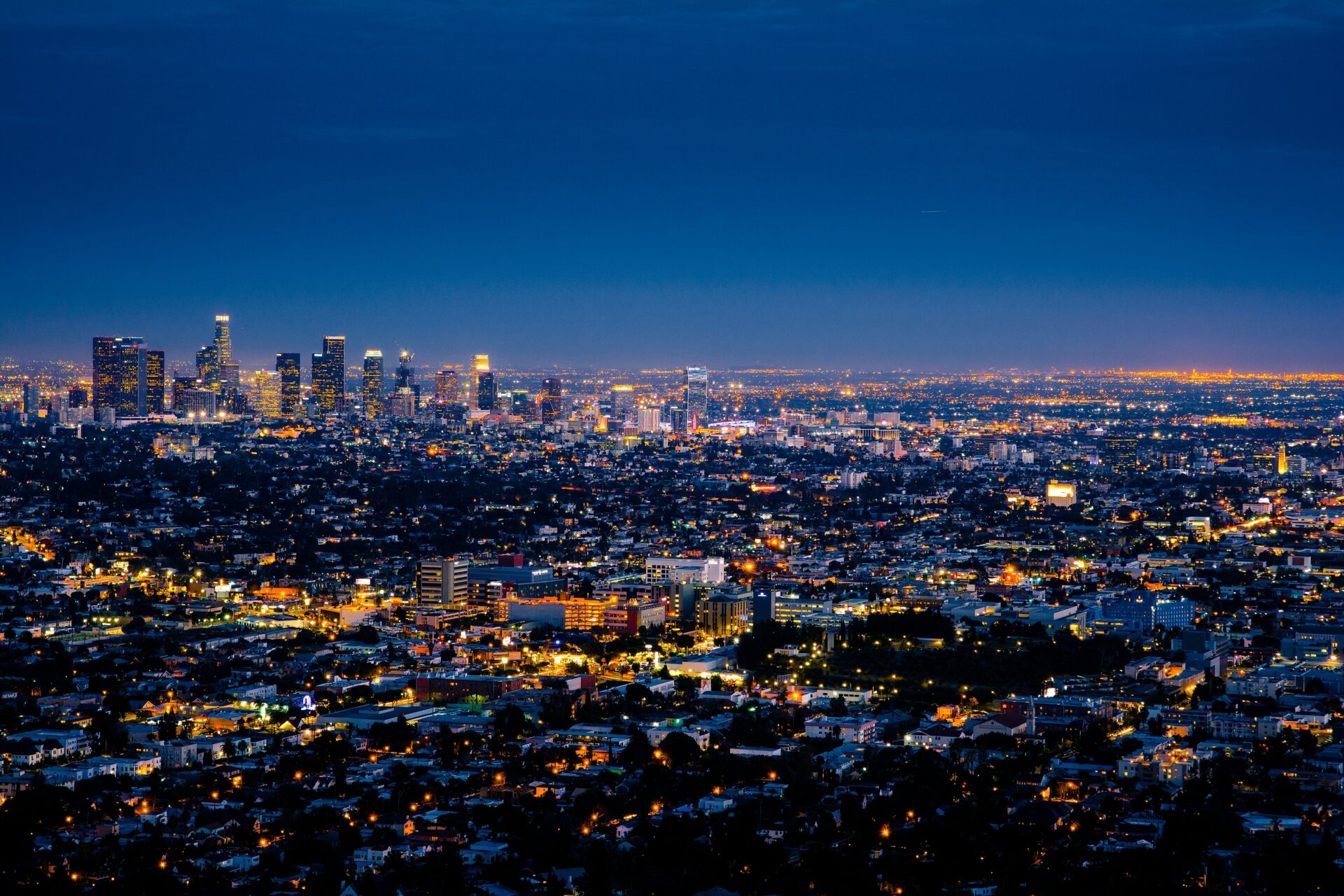A view of the city of los angeles at night.